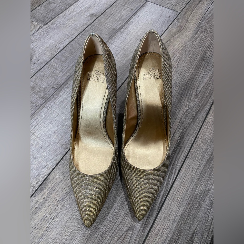 Badgley Mischka Gold Women's Heels